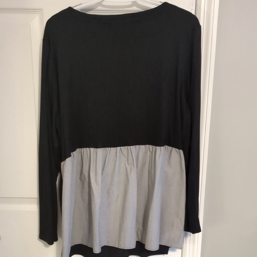 Cute LOFT Plus Black Mixed Media Top 16/18